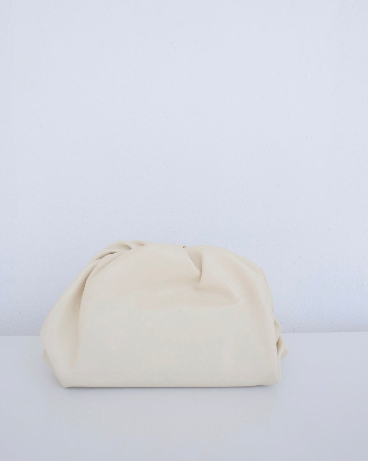 Cora Clutch - Cream