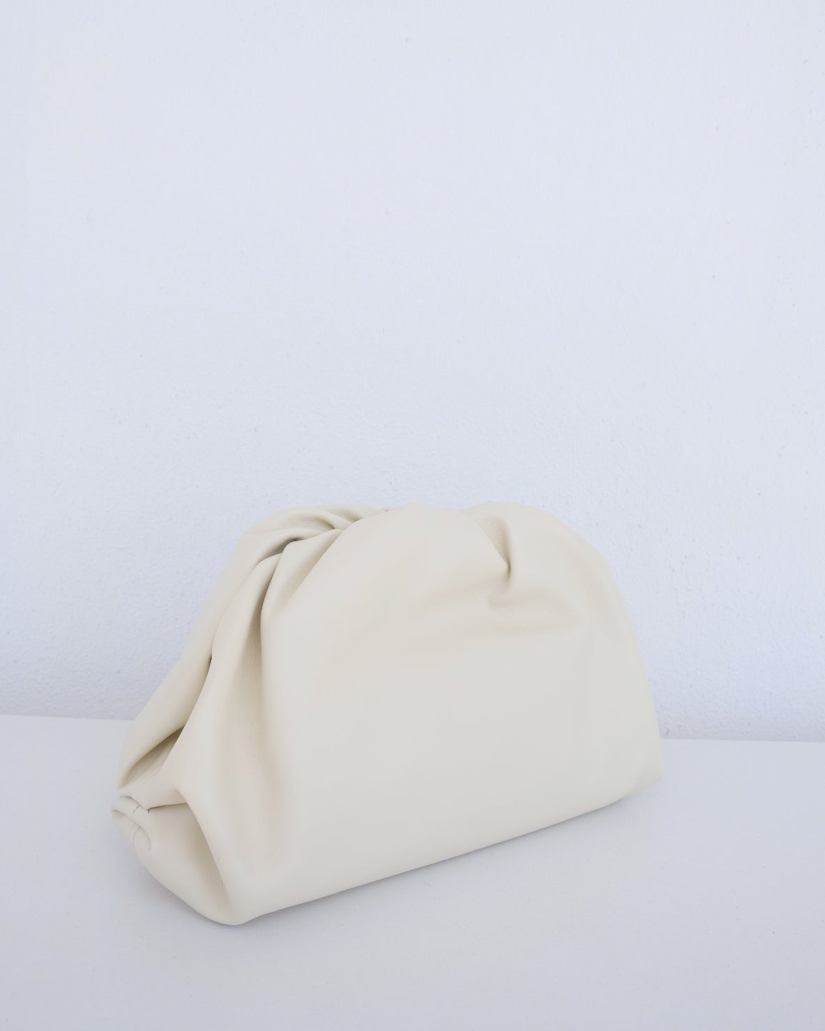 Cora Clutch - Cream