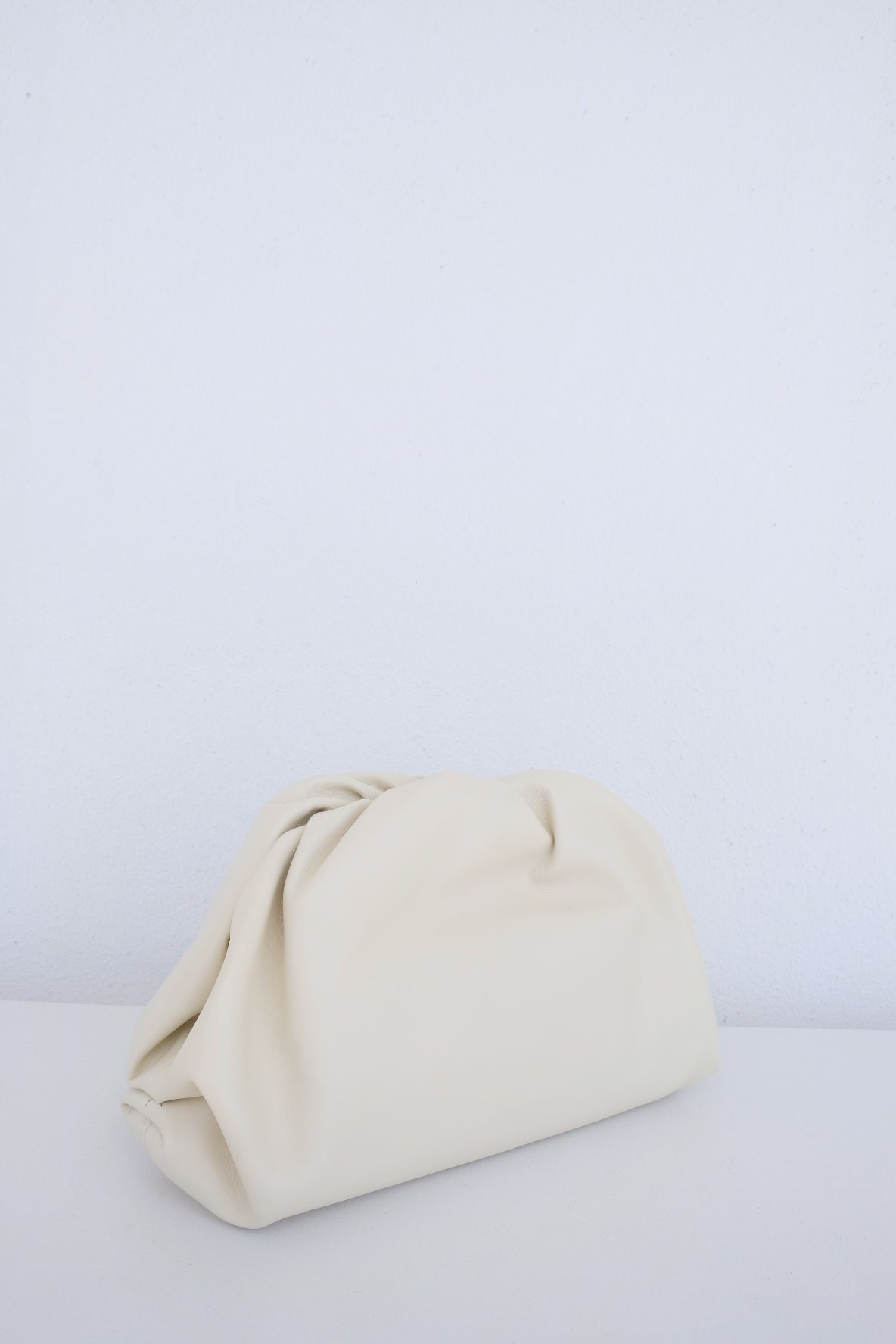 Cora Clutch - Cream