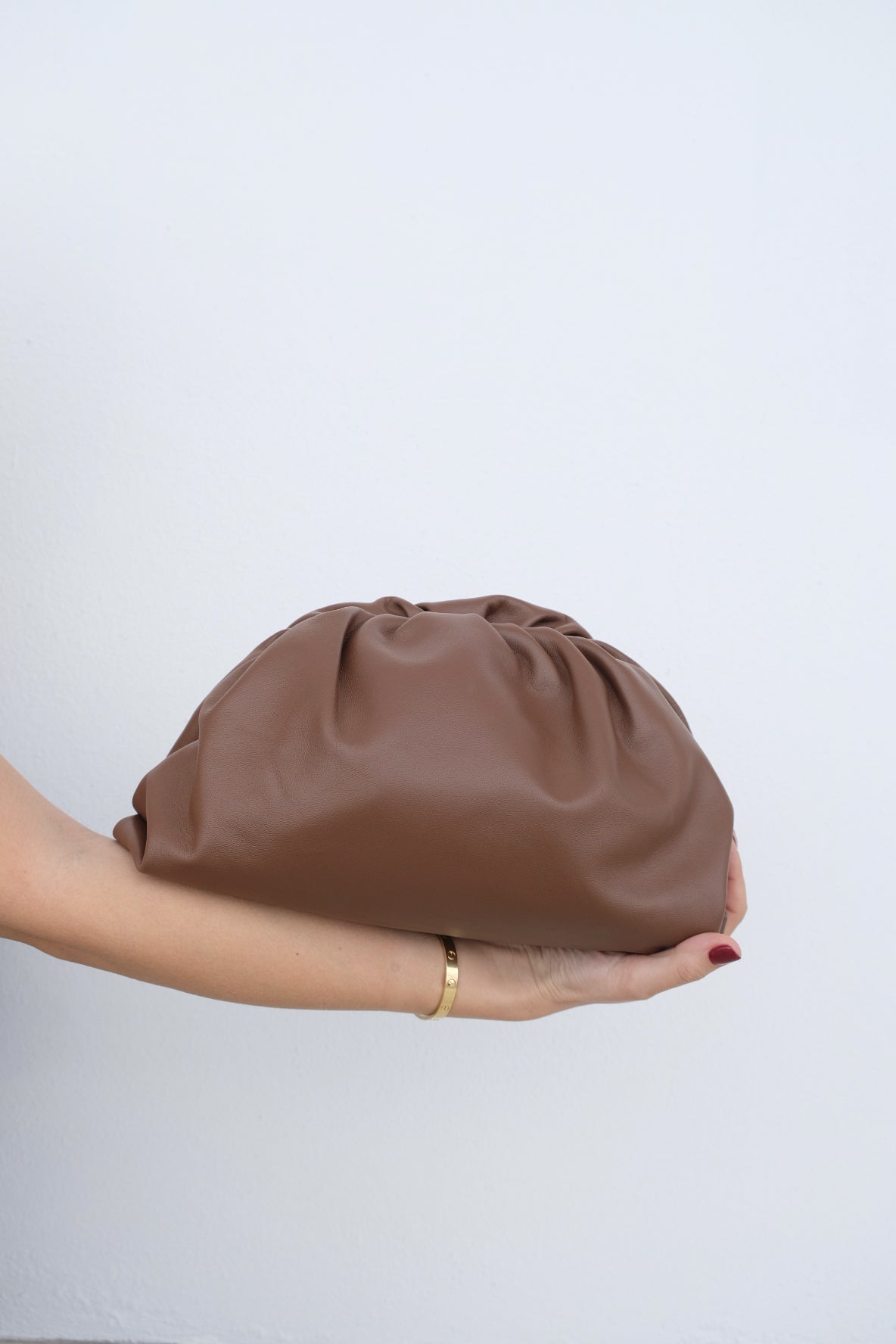 Cora Clutch - Chocolate