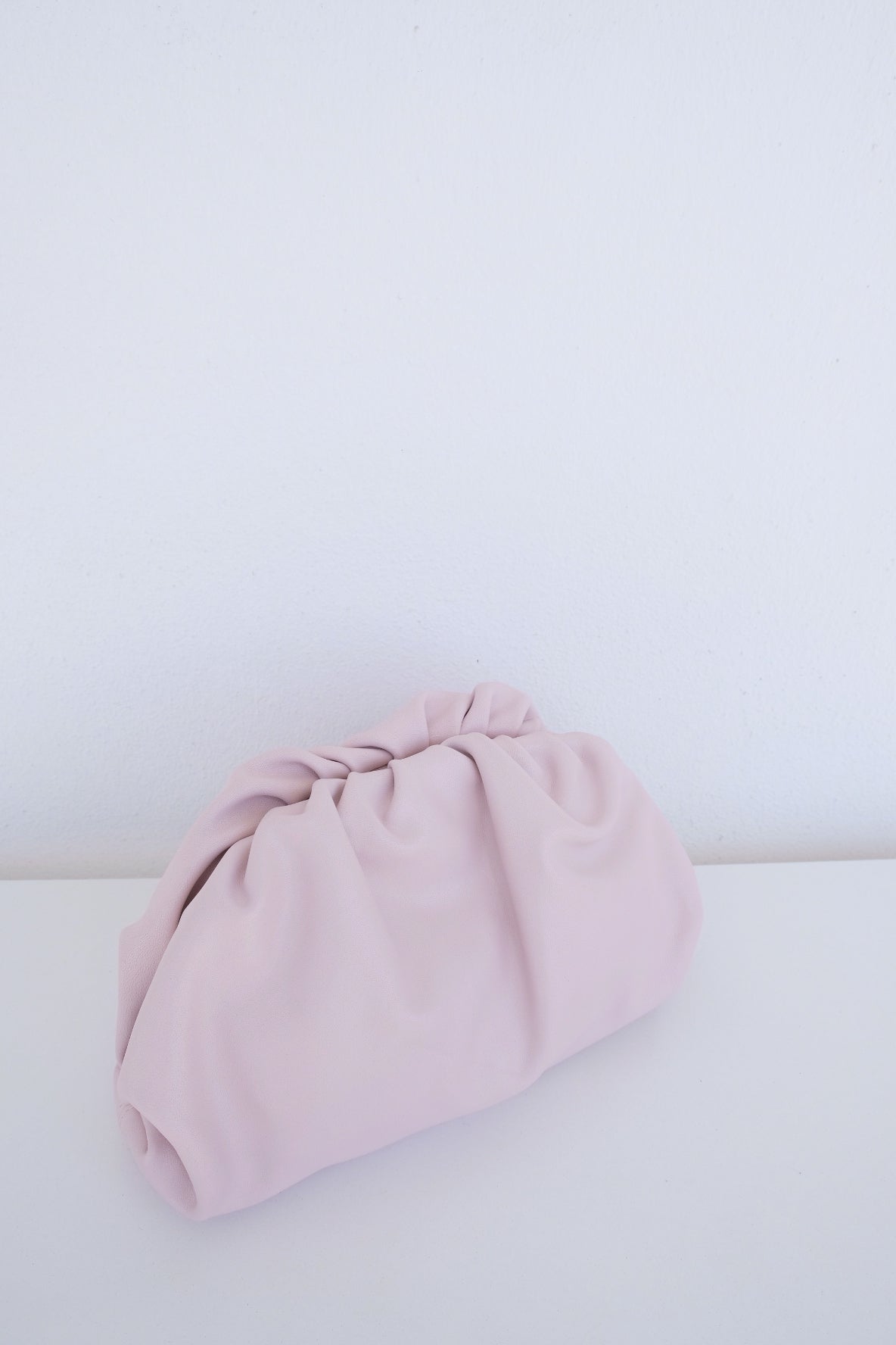 Cora Clutch - Baby Pink