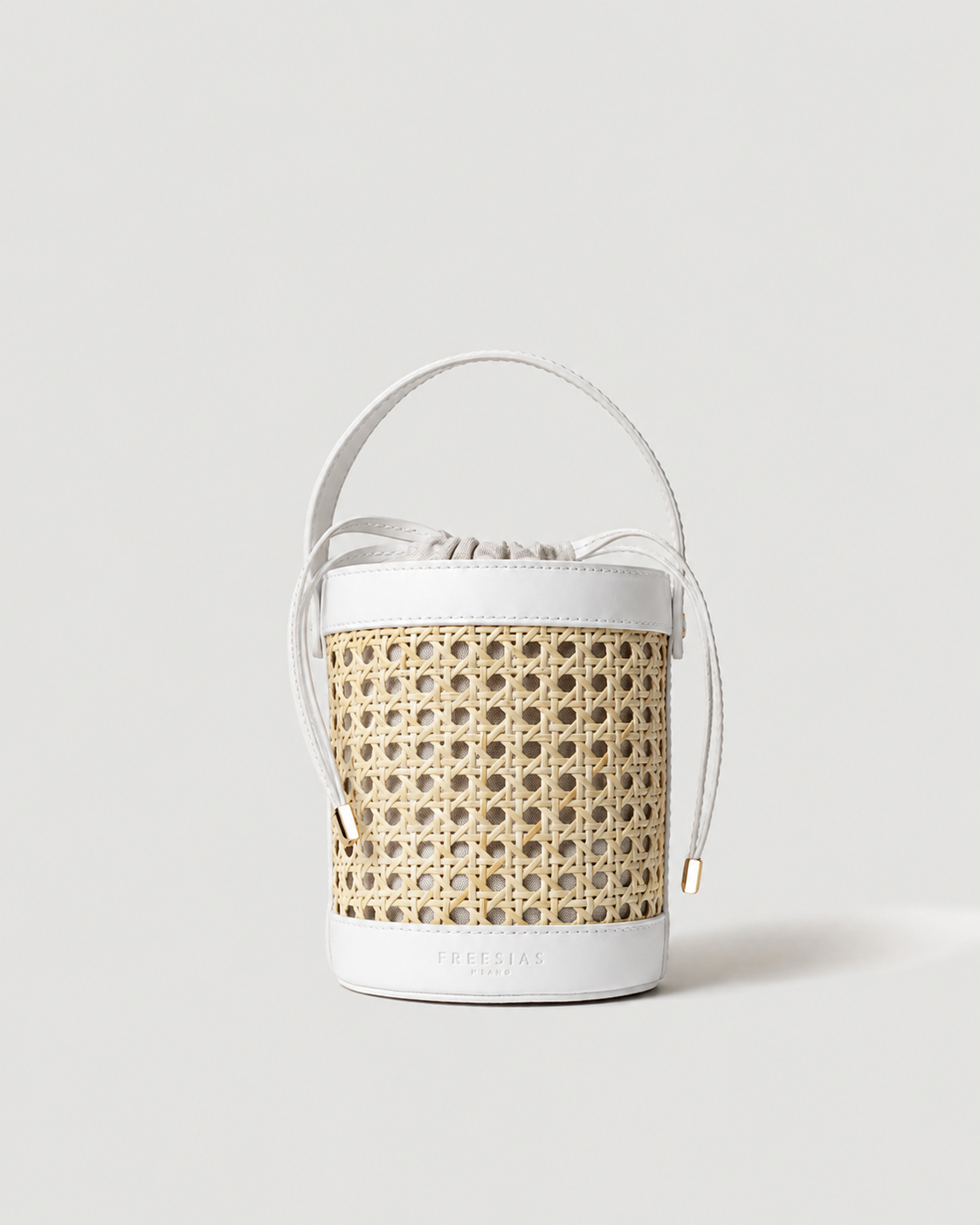 Sally Bucket - White